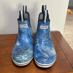 XTRATUF Mossy Oak Blue deck boots